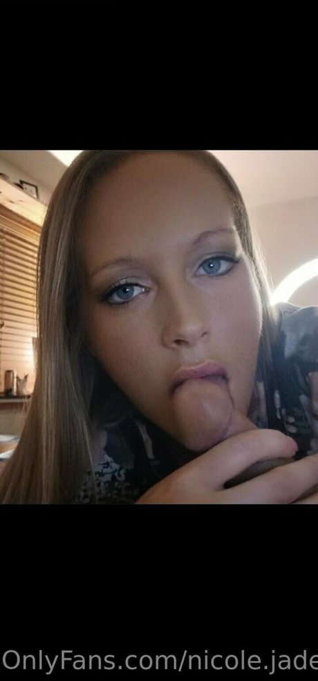 nicolesxxx actrice nue des photos