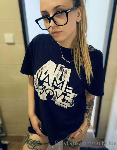 hollyclue modèle exclusif galeries