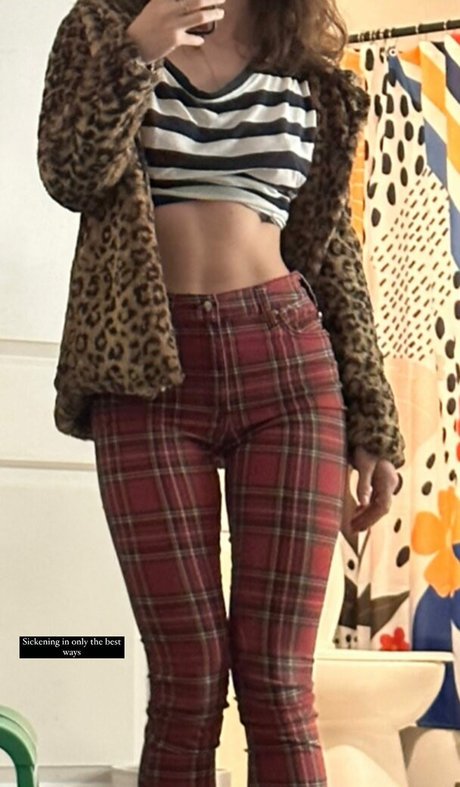 caterpillareyebrow modèle parfait collection