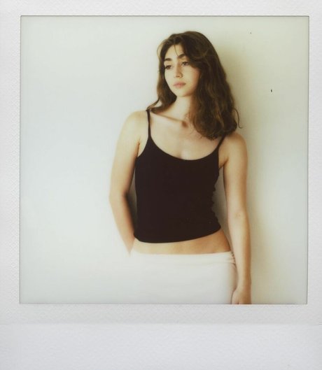 caterpillareyebrow modèle xxx photos