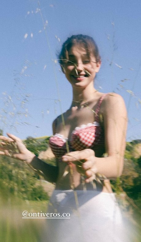 caterpillareyebrow modelo adulto recopilación