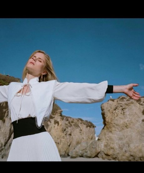 Erin Moriarty bonita actriz imagen