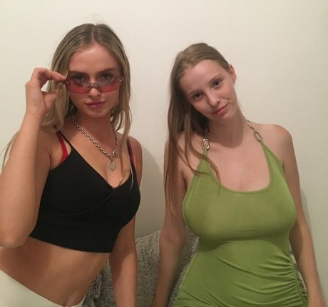 Eliza Goldsmith jolie étoile image