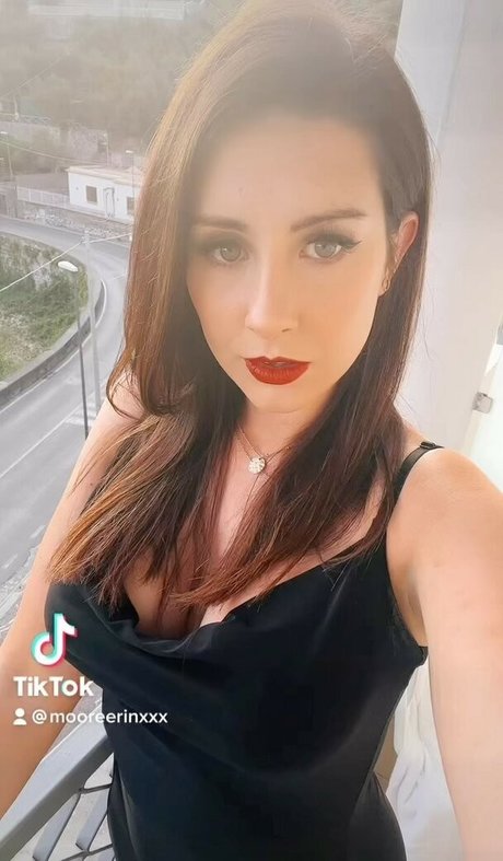 ErinMoore star du porno sympa des photos