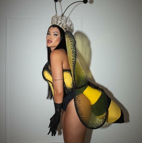 Emily Garcia modèle xxx images