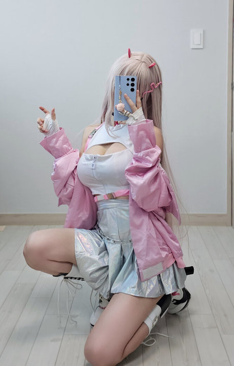 Biya modelo caliente fotos