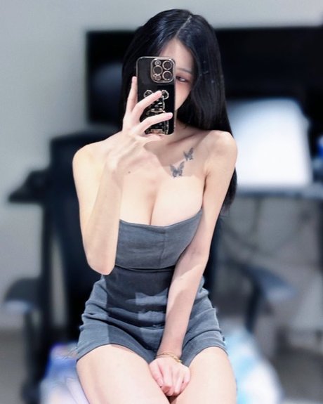 Biya desnudos de estrellas archivo