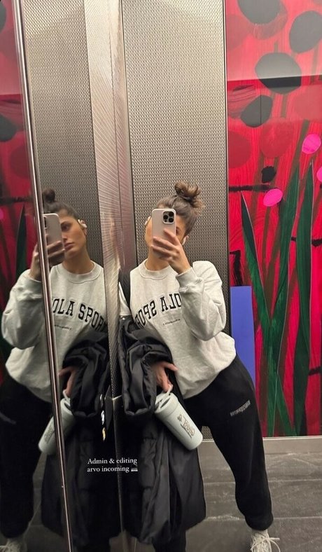 livefitelle desnudos estrella porno fotos