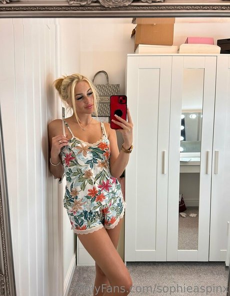 sophieaspinx model nice photo