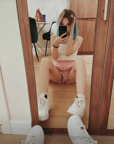 leaygornaya modelo hermosa fotos