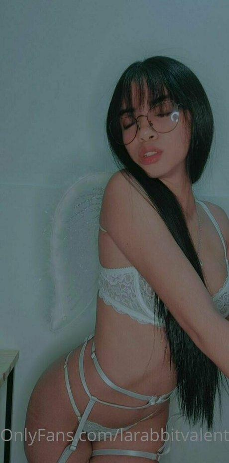 larabbitvalentinaof haut étoile image