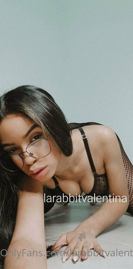 larabbitvalentinaof actriz caliente recopilación