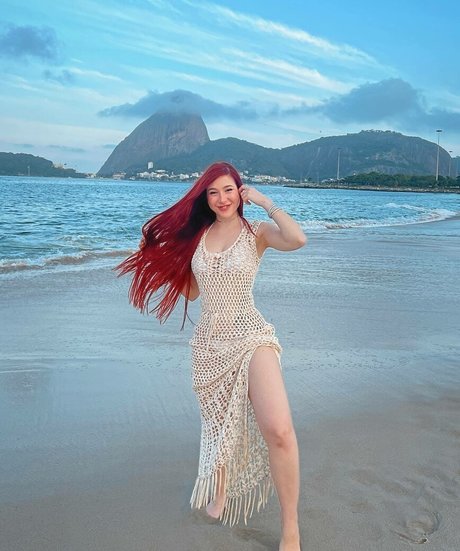 Diana Zambrozuski arte modelo galería