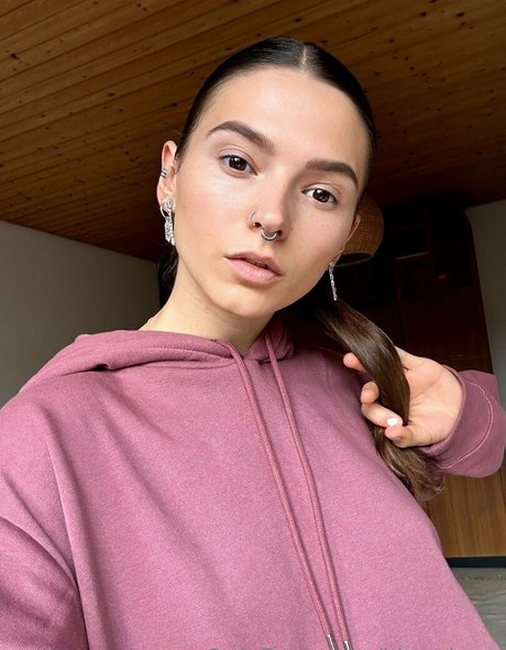 Kitty Berg xxx estrella porno fotos