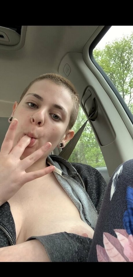 Luna Larei estrella porno imagen