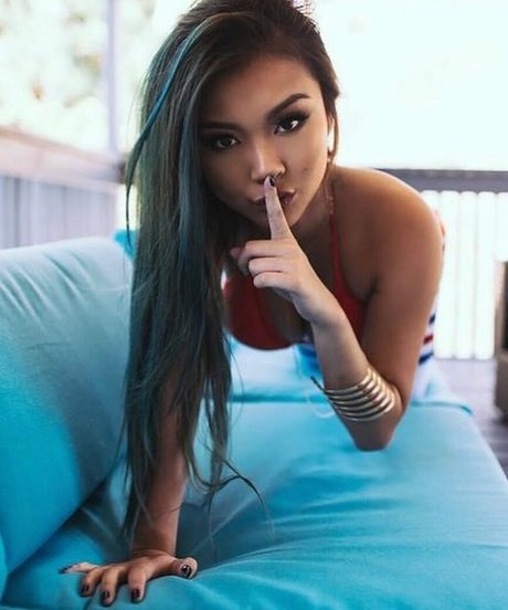 Vickibaybeee star nudes pics