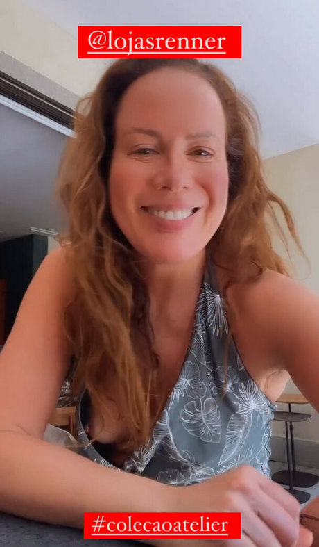 Regina Volpato modelo bonita galerías