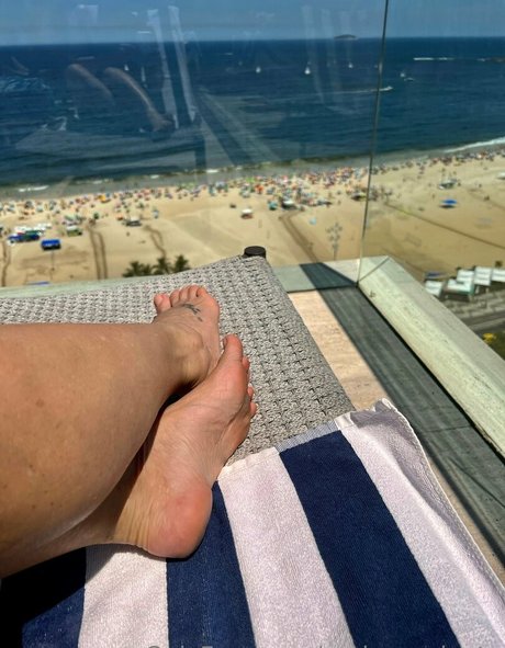 Regina Volpato estrella perfecta galería