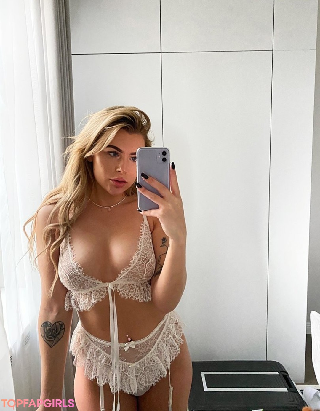 Irltinax jolie star du porno photos