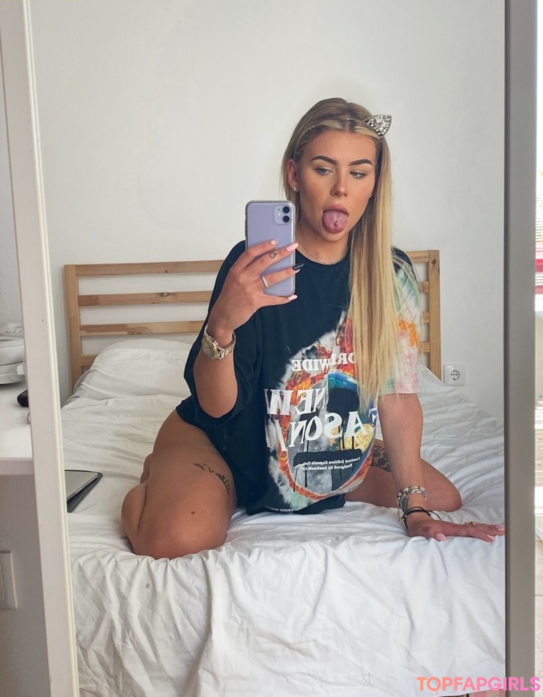 queen of spades onlyfans art nude picture