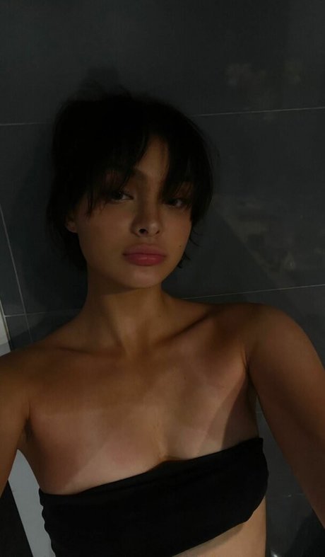 Brighton Sharbino star du porno gratuite image