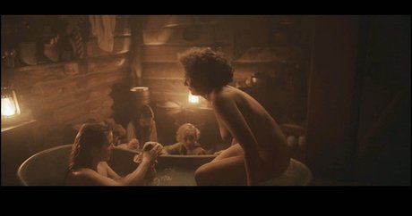 Tove Lo estrella porno erótica foto