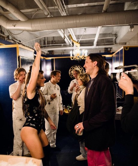 Tove Lo étoile adulte des photos