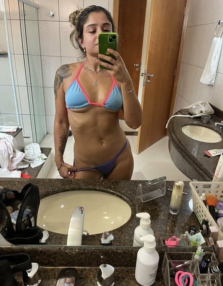 Daniela Stievano sexy actress photos
