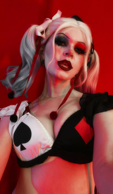 lawlietigerpony modelo erótico foto