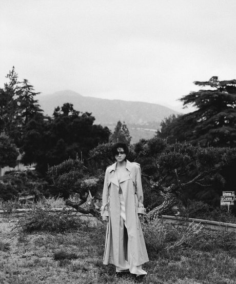 Sasha Calle actriz desnuda galerías