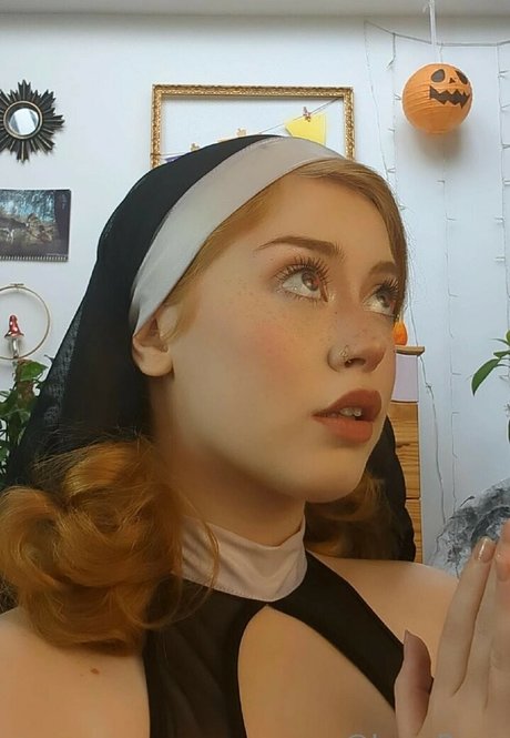 lunaroux arte estrella porno fotos