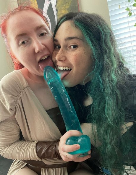 Eevee Bee pornstar exclusive photo