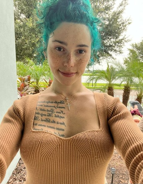 naked princess onlyfans top picture
