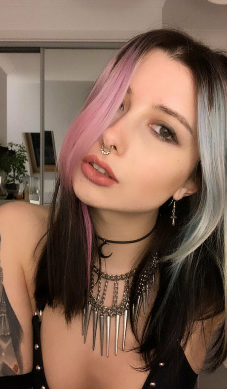 Rubyhexx star hot pic