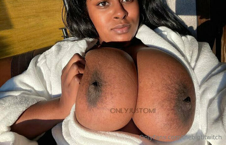 thebigtitwitch xxx pornstar pictures