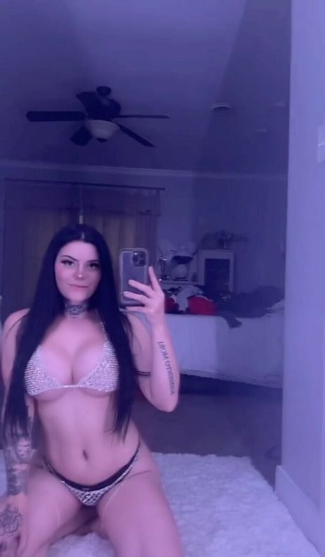 yourfavlittledemon adult actress photo