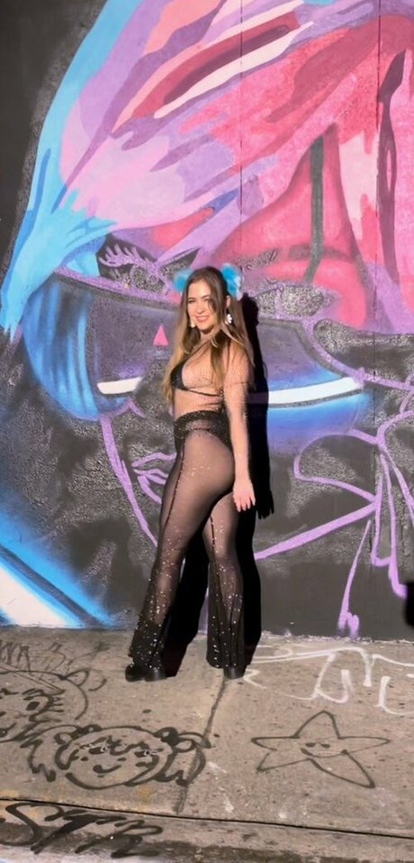 Hilenna modèle image