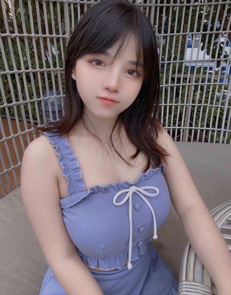 Angel Chan star du porno de haute qualité img