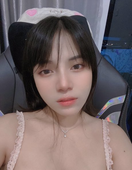 Angel Chan actriz caliente galería