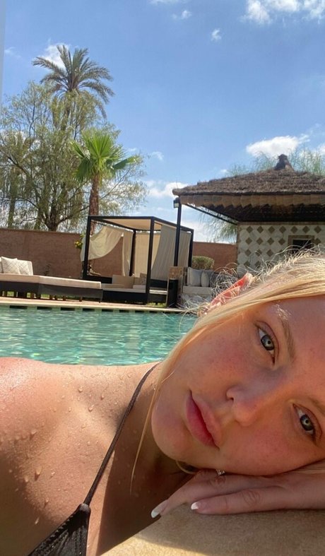 MillieT25 star du sexe galerie