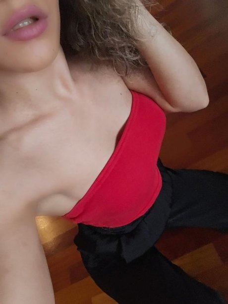 Leyla keyla star top gallery