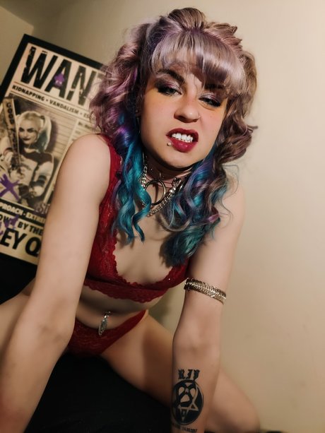 Lilith white perfect star pic