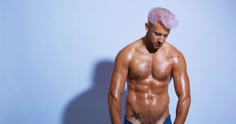 markandrew1 naked actress pics