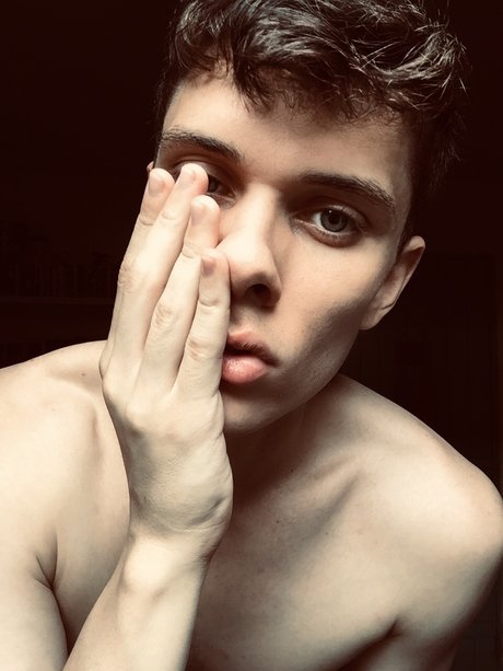 Matheus Abril star hd pics