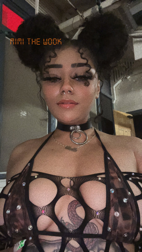Mimikaye naked pornstar pic