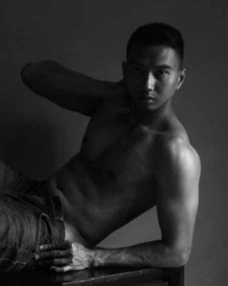 MY NSFW nudes model gallery