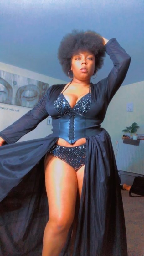 MsTitTheMysfit thumbnail