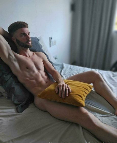 king tylor sexy star pictures