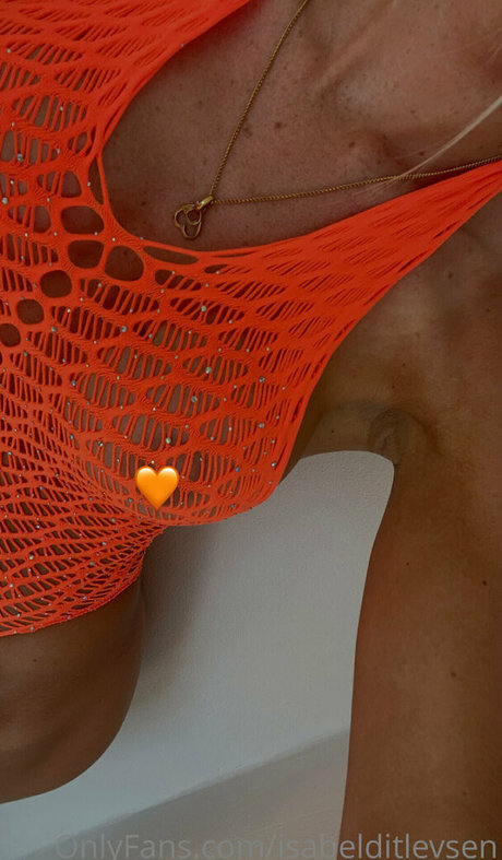 isabelditlevsen modèle magnifique images