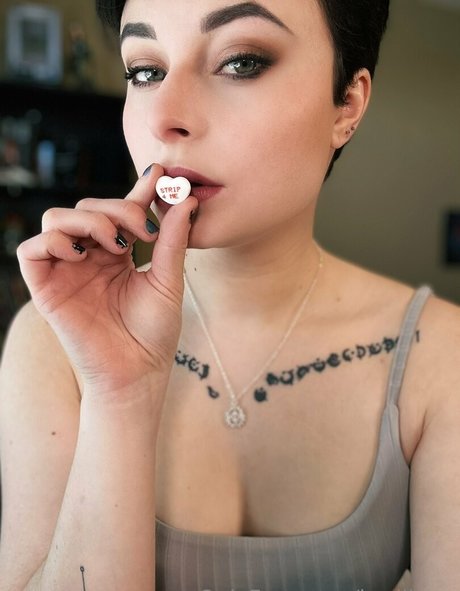 Harlihero desnudos de estrellas galería